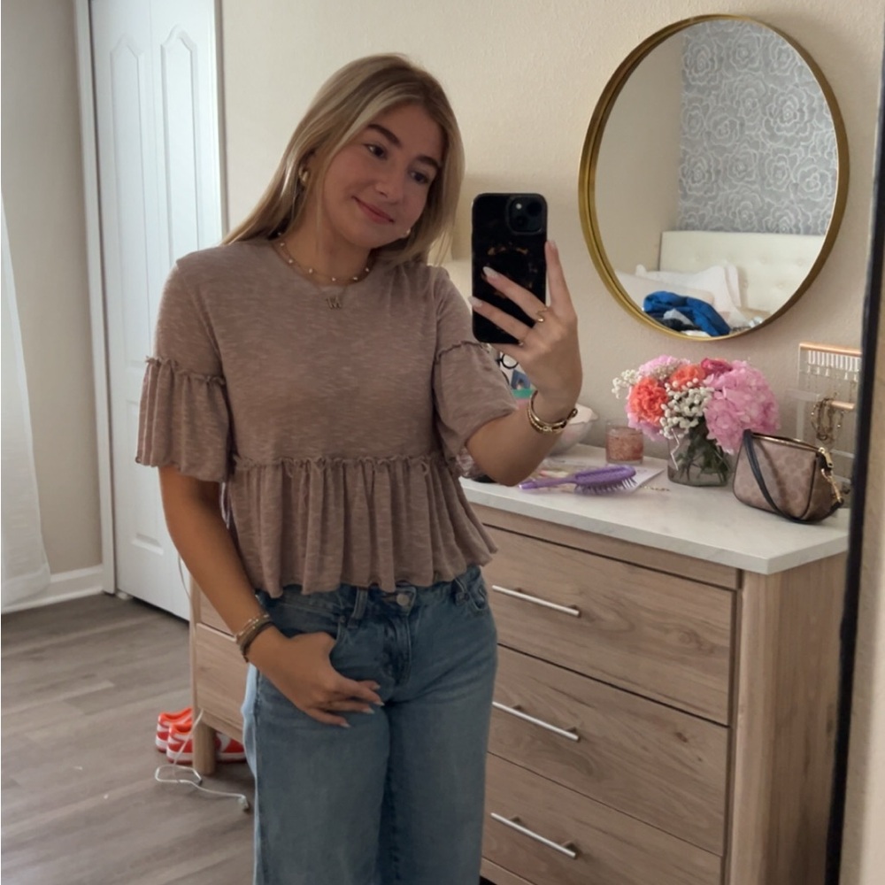 Alter’d State Brown Ruffle Sleeve Top